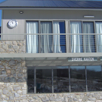 Perisher Outdoor Clock